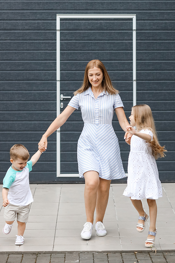 self care and style hacks for busy moms